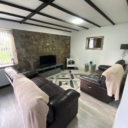 Beautiful Renovated Former Coach House Llandeilo Exterior foto