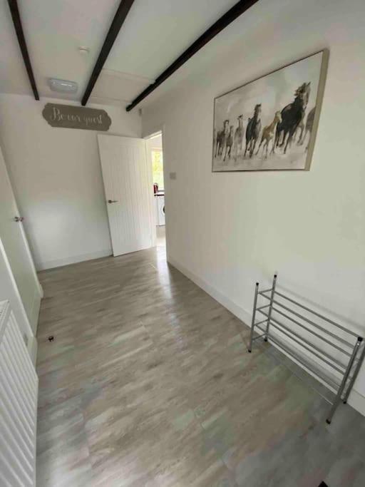 Beautiful Renovated Former Coach House Llandeilo Exterior foto